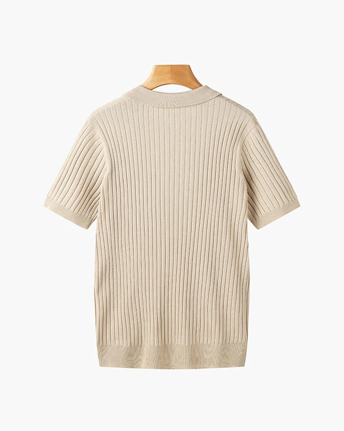 Polo Tricoté à Col V – Chic Décontracté