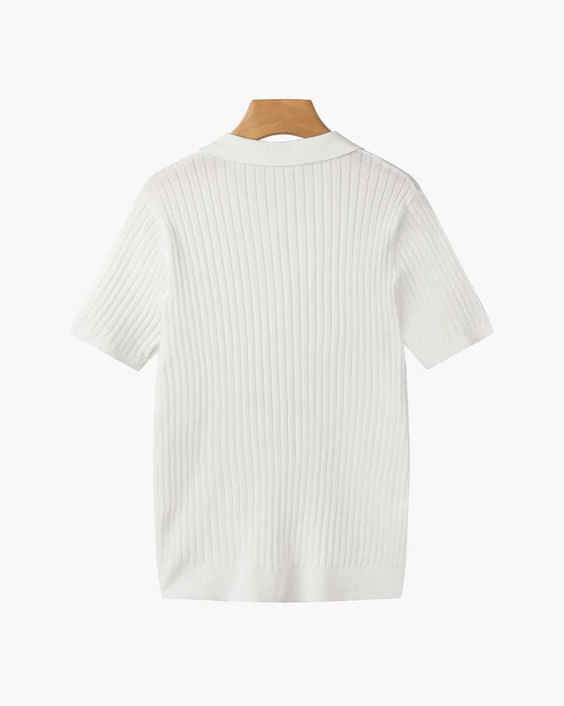 Polo Tricoté à Col V – Chic Décontracté
