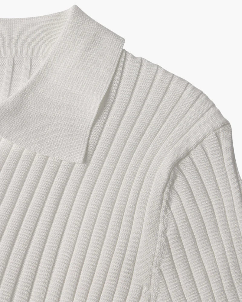 Polo Tricoté à Col V – Chic Décontracté