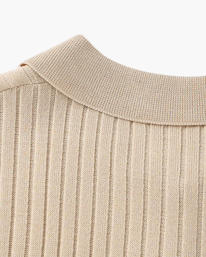 Polo Tricoté à Col V – Chic Décontracté