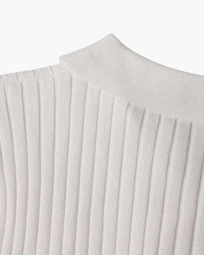 Polo Tricoté à Col V – Chic Décontracté